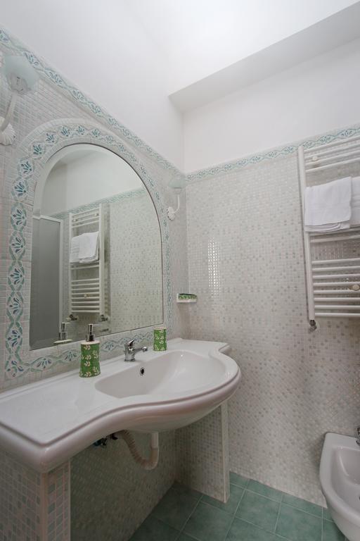Villa Kappa Tivoli Zimmer foto
